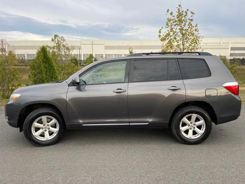 2008 Toyota Highlander Sport