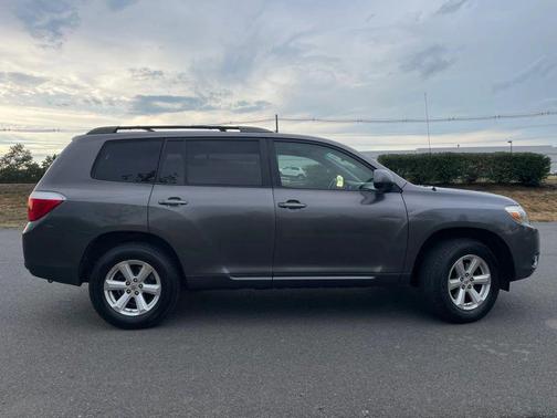 2008 Toyota Highlander Sport
