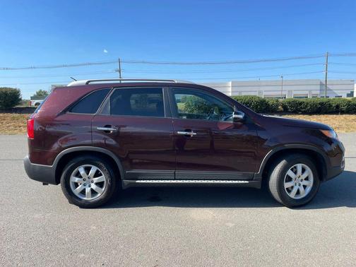 2012 Kia Sorento LX