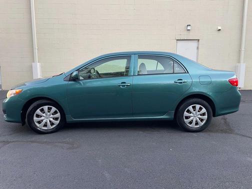 2009 Toyota Corolla LE