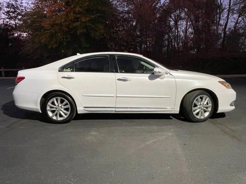 2011 Lexus ES 350 Base