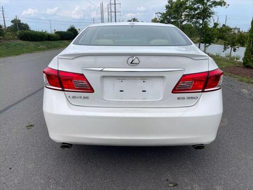 2010 Lexus ES 350 Base