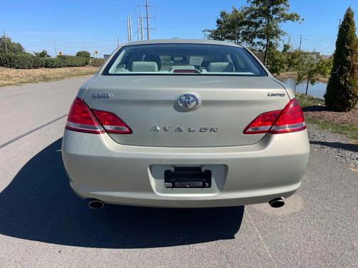 2006 Toyota Avalon XL
