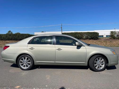 2006 Toyota Avalon XL