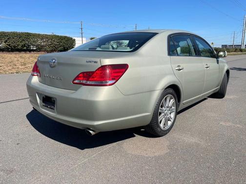 2006 Toyota Avalon XL