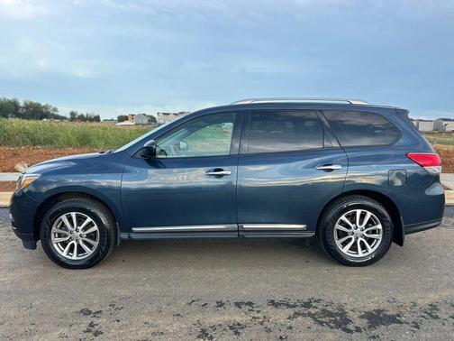 2014 Nissan Pathfinder SL