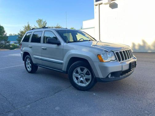 Bright Silver Metallic Clearcoat 2008 Jeep Grand Cherokee Laredo