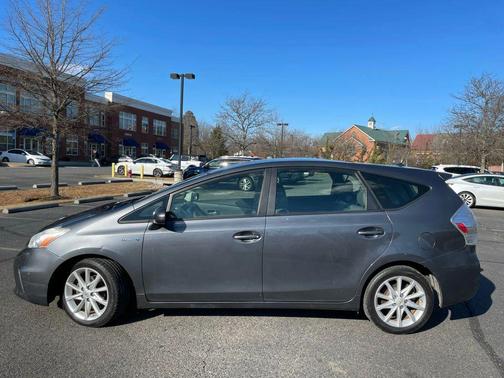 2012 Toyota Prius v Five