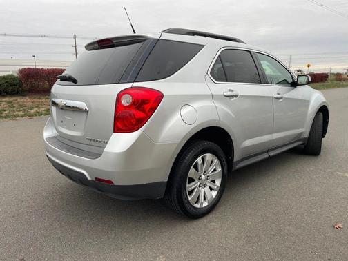 2011 Chevrolet Equinox 2LT