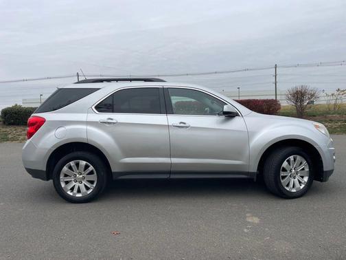 2011 Chevrolet Equinox 2LT