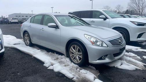 2011 INFINITI G37x Base