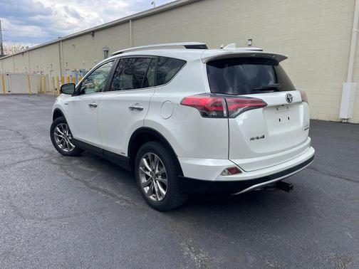 2016 Toyota RAV4 Hybrid Limited