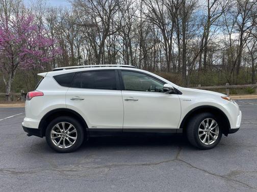 2016 Toyota RAV4 Hybrid Limited