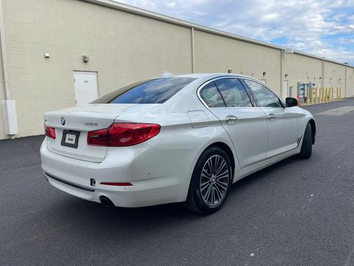 White 2017 BMW 530 xDrive