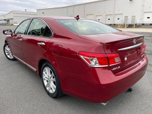 2010 Lexus ES 350 Base