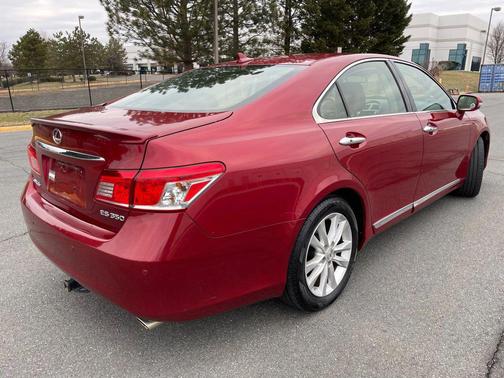 2010 Lexus ES 350 Base