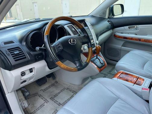 2004 Lexus RX 330 Base