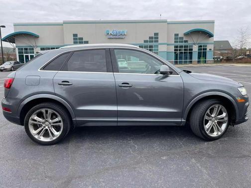 2016 Audi Q3 2.0T Premium Plus