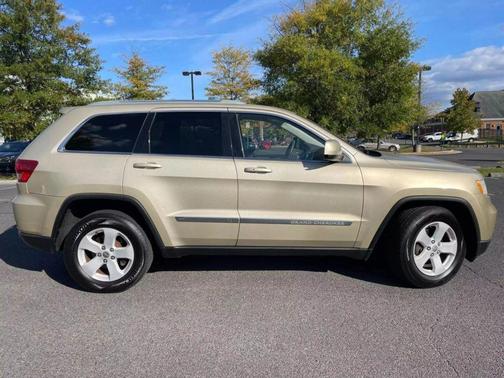 2011 Jeep Grand Cherokee Laredo