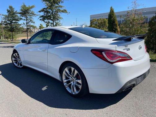 2013 Hyundai Genesis Coupe 2.0T R-Spec