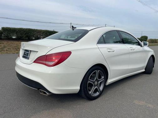 2014 Mercedes-Benz CLA-Class Base