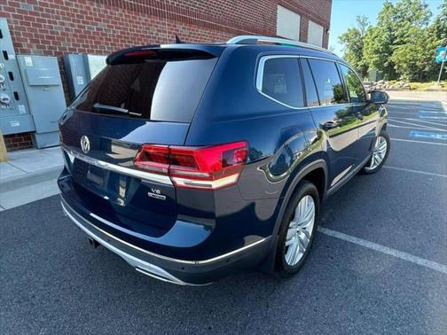 2018 Volkswagen Atlas 3.6L SEL Premium
