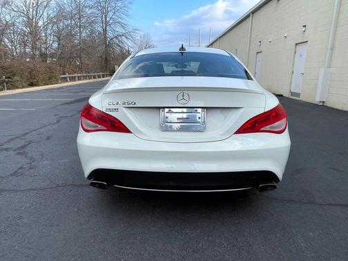 2016 Mercedes-Benz CLA-Class Base