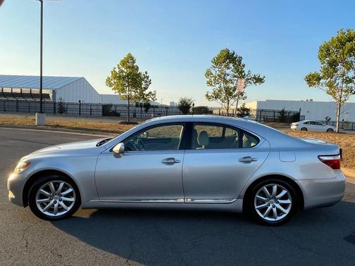 2008 Lexus LS 460 Base