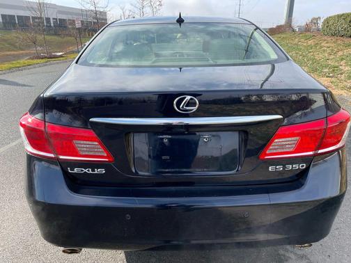 2010 Lexus ES 350 Base