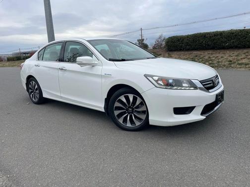 2014 Honda Accord Hybrid Base
