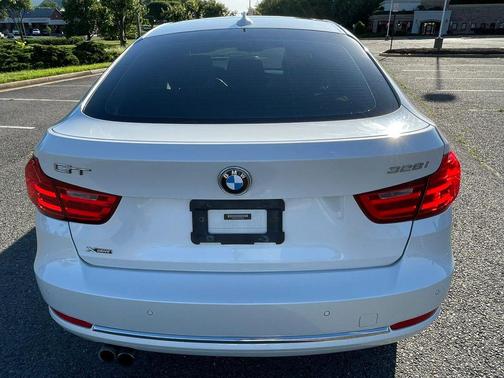 White 2014 BMW 328 Gran Turismo xDrive