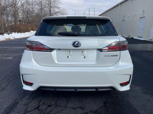 2015 Lexus CT 200h CT 200h Hatchback 4D
