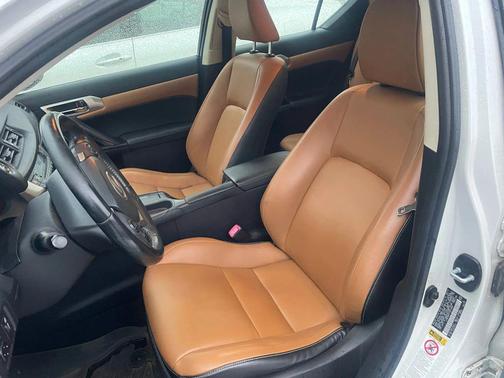 2015 Lexus CT 200h CT 200h Hatchback 4D