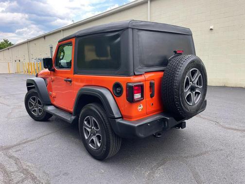 Punkn Metallic Clearcoat 2018 Jeep Wrangler Sport S