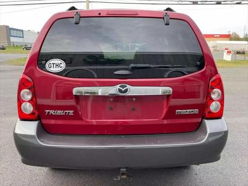 2005 Mazda Tribute s