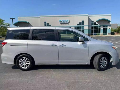 2013 Nissan Quest SV