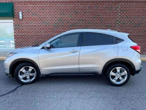 2016 Honda HR-V EX-L w/Navigation