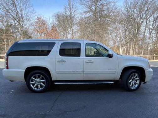 2011 GMC Yukon XL Denali