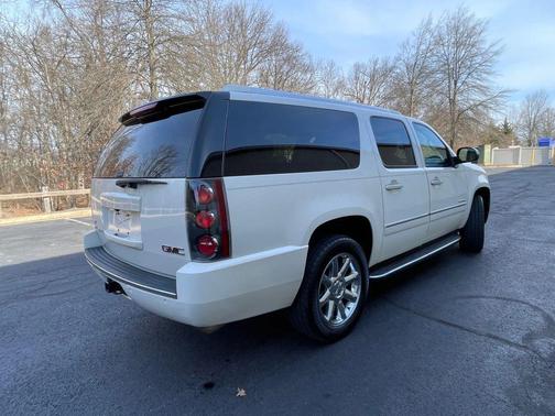 2011 GMC Yukon XL Denali