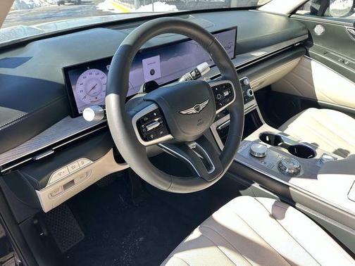 2025 Genesis GV80 2.5T