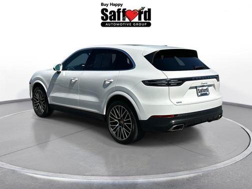 2022 Porsche Cayenne Base