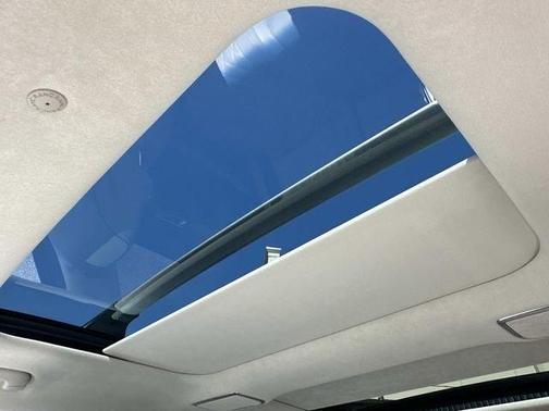 White 2024 Genesis GV80 3.5T