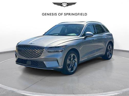 Silver 2023 Genesis Electrified GV70 Advanced