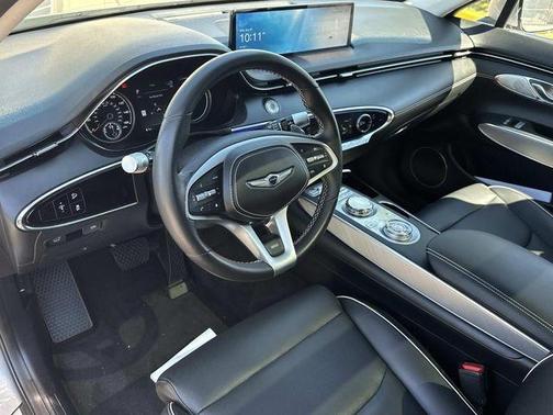 Silver 2023 Genesis Electrified GV70 Advanced