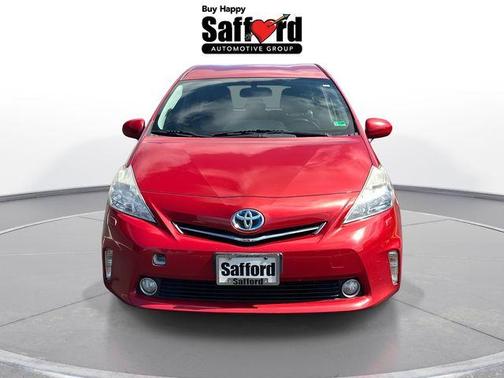 2013 Toyota Prius v Five