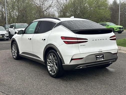 White 2023 Genesis GV60 Advanced