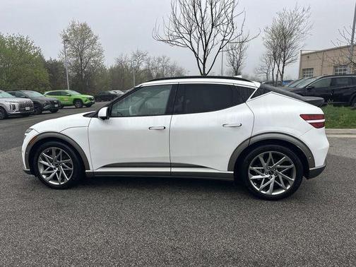 2023 Genesis GV60 Advanced