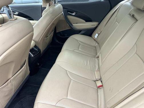 2013 Hyundai Azera Base