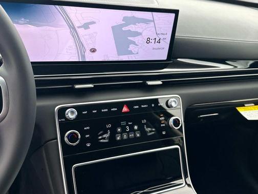 2025 Genesis GV80 2.5T