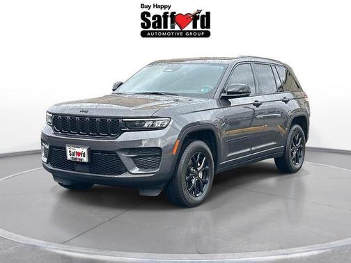 2024 Jeep Grand Cherokee Laredo